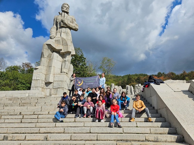 Третият ден от образователната екскурзия в България на ученици от училище „Ян Бибиян” в Мюнстер бе посветен на Христо Ботев