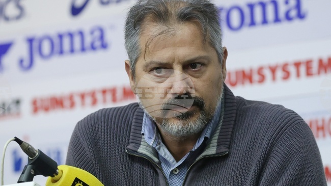 Националните отбори по волейбол започват подготовка през май