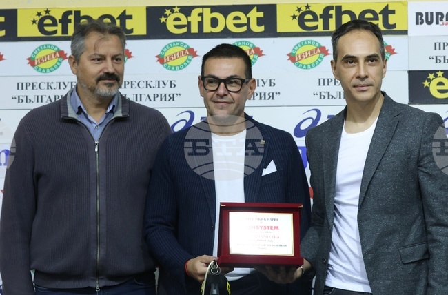 Национален отбор по волейбол - мъже - награждаване 