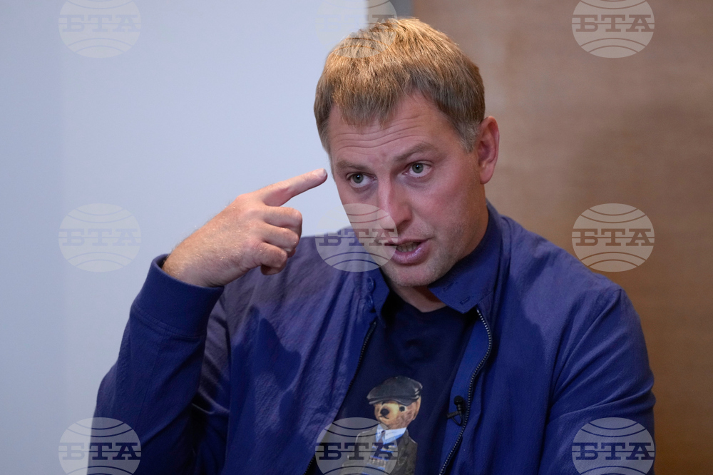 Френската полиция арестува четирима души, заподозрени в заговор срещу живеещия в изгнание руски правозащитник Владимир Осечкин