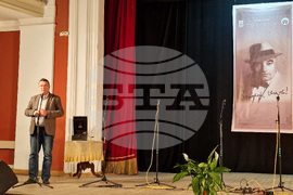 Свищов - Национален фестивал за стари градски песни „Георги Бейков" - откриване - Генчо Генчев