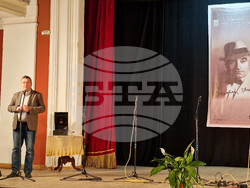 Свищов - Национален фестивал за стари градски песни „Георги Бейков" - откриване - Генчо Генчев