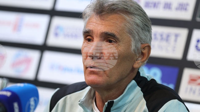 Заслужихме трите точки, свалям шапка на футболистите, заяви треньорът на Славия Ратко Достанич след победата срещу Септември