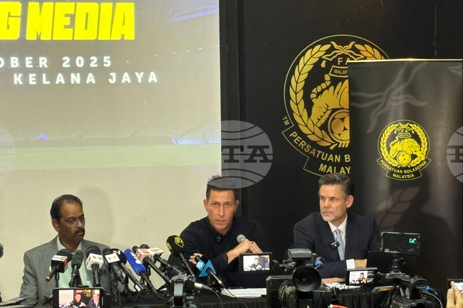 Цялото ръководство на футбола в Малайзия подаде оставка заради скандала с натурализираните седем национални състезатели