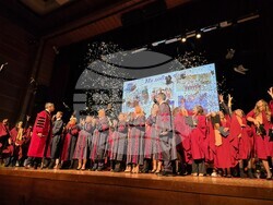 Сливен - „Избирам да работя в България“ - абсолвенти