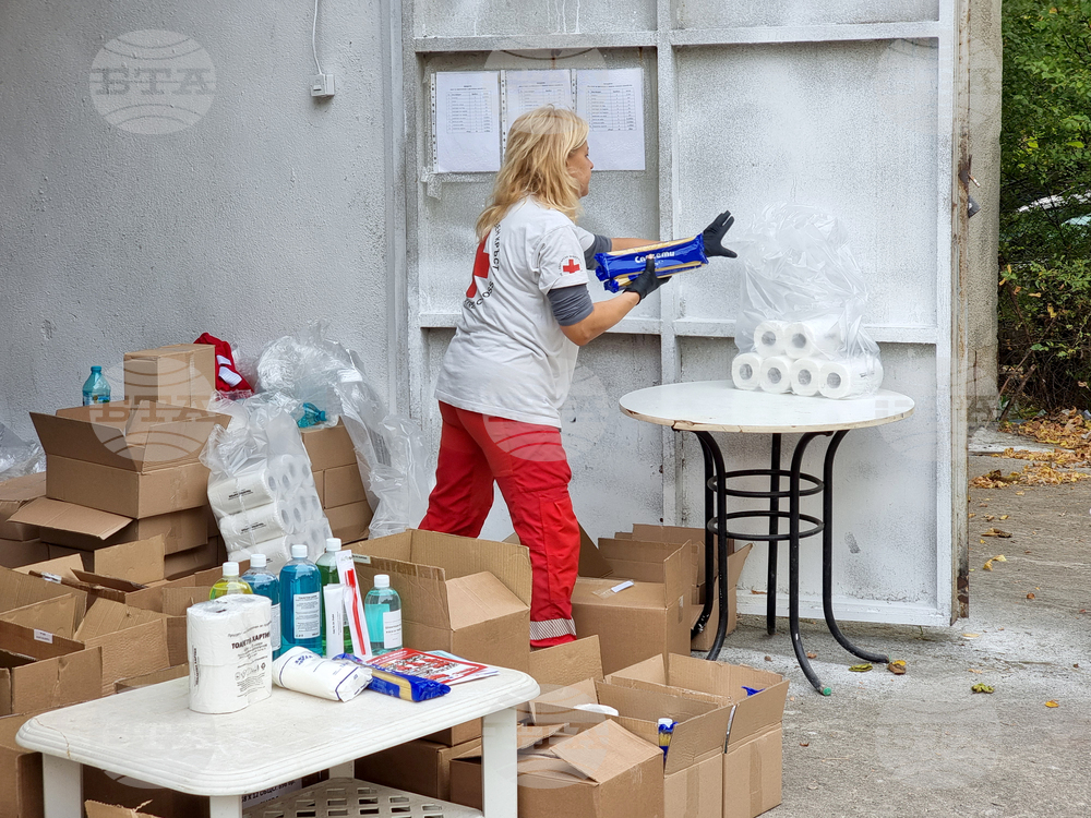 Ямбол - БЧК - помощи - раздаване