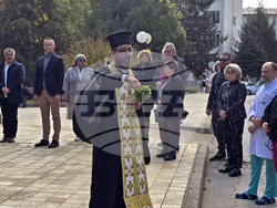 Добрич - болница - паметна плоча