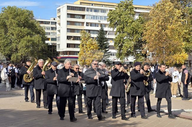 Духовият и Камерният оркестър в Добрич ще изнесат концерти на 25 март