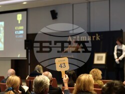 Картини за над 400 хиляди евро бяха продадени на търг в София. Снимка: Artmark