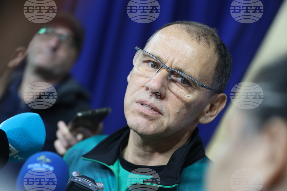 Не сме 100 процента готови, но ще се опитаме да играем на 100 процента, каза треньорът на Берое Мирослав Живков