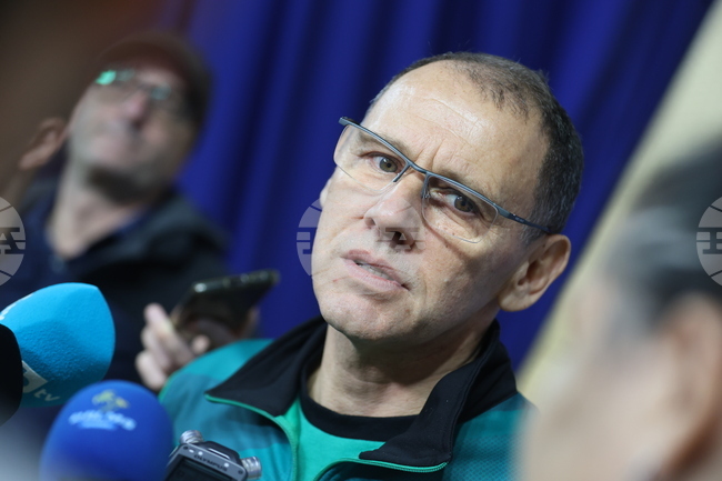 Не сме 100 процента готови, но ще се опитаме да играем на 100 процента, каза треньорът на Берое Мирослав Живков