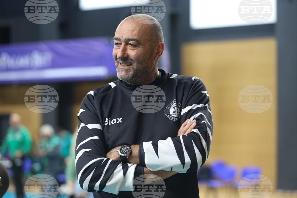 "За нас всеки такъв мач е важен, за да израстваме", заяви наставникът на Локомотив Авиа Найден Найденов след поражението от Динамо (Букурещ)