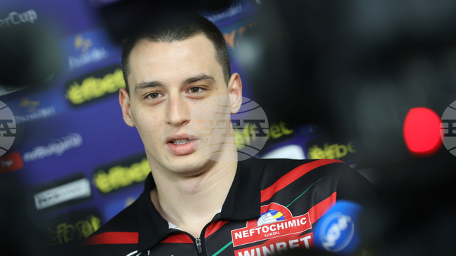 Капитанът на Нефтохимик Калоян Балабанов: "Още след победата над Берое усетих, че може да спечелим Купата"