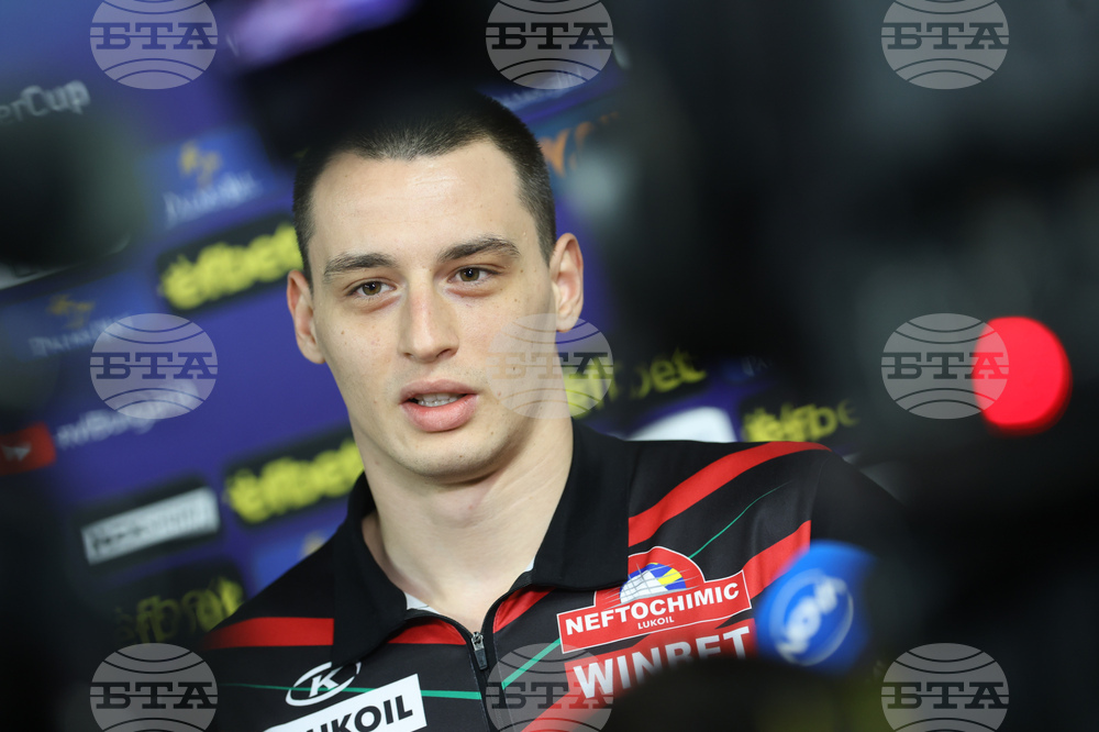 Капитанът на Нефтохимик Калоян Балабанов: "Още след победата над Берое усетих, че можем да спечелим Купата"