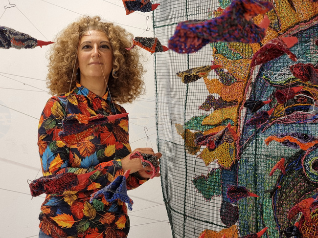 Стефка Георгиева посвети изложба-инсталация на варненския галерист Борис Стателов