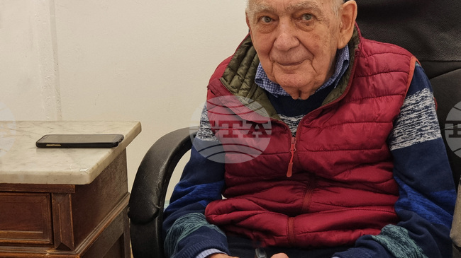 Отиде си Борис Стателов, създател на първата частна галерия в България - варненската „Галерия 8“