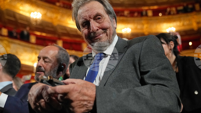 Бащата на Илон Мъск каза, че би обмислил Москва като място за живеене