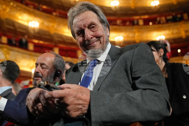 Бащата на Илон Мъск каза, че би обмислил Москва като място за живеене