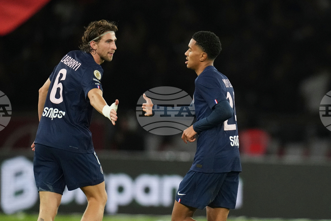 Пари Сен Жермен измъкна точка от Страсбург с късен гол на Сени Маюлу