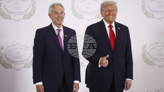 Бившият британски премиер Блеър е имал срещи за Газа с Нетаняху и Абас, съобщиха израелски вестник и телевизия