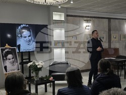 Добрич - среща-поклонение - Верка Сидерова