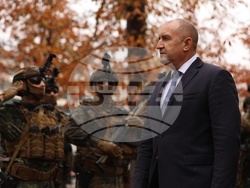 Ден на военния парашутист - отбелязване