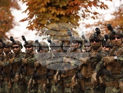 Ден на военния парашутист - отбелязване