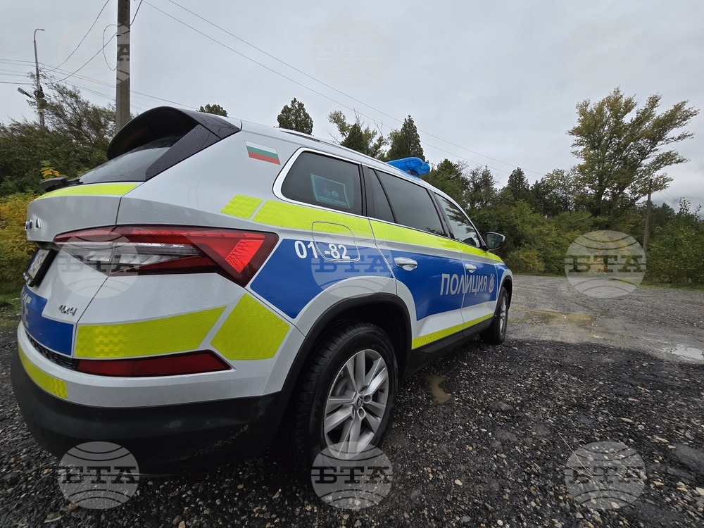 Тежка катастрофа с два товарни автомобила е станала на главния път София – Варна край село Малиново