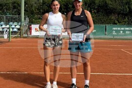 Тенис, Елизара Янева (в ляво)