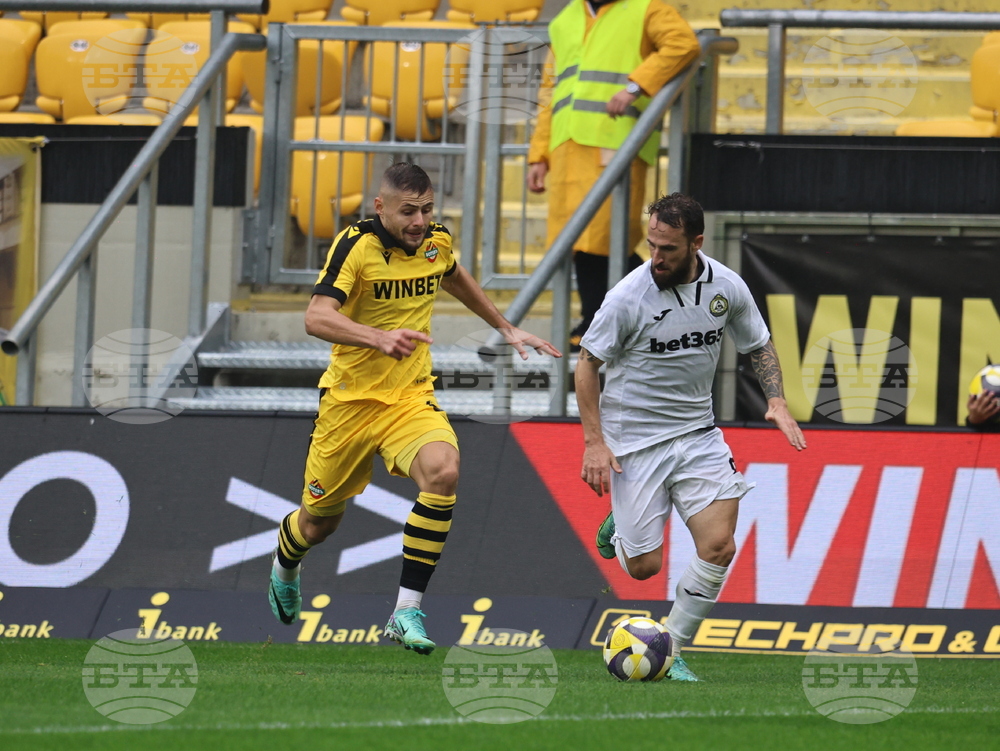 Ботев Пловдив и Славия завършиха при равенство в двубой от футболната Първа лига