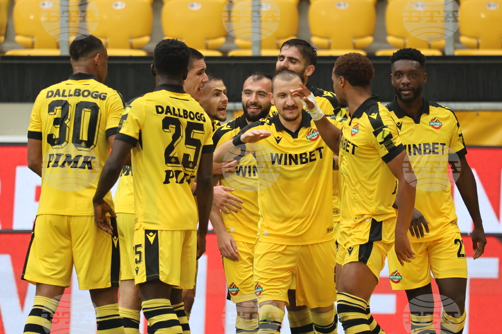 Ботев Пловдив е първият осминафиналист в турнира за Купата на България по футбол