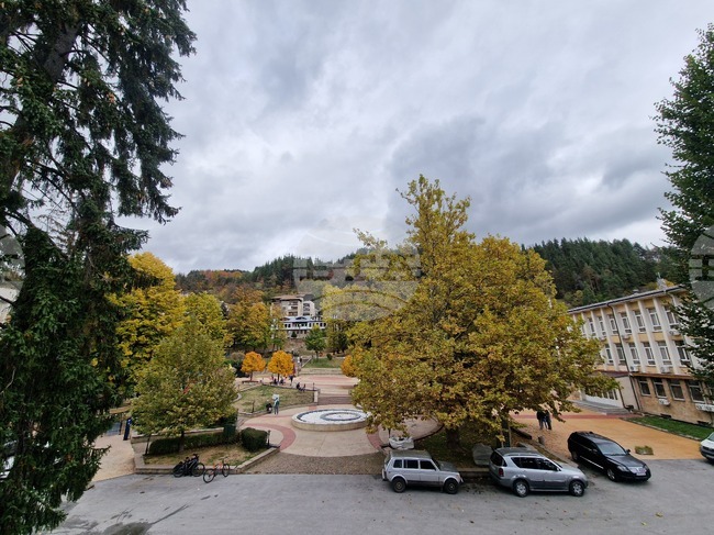 В бюрата по труда в област Смолян са обявени 19 свободни позиции за кандидати с висше образование