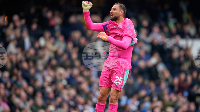 Донарума: "Бях разочарован, когато си тръгна от ПСЖ, Холанд настоя да премина в Сити"