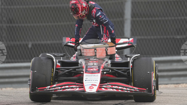 Директорът на Хаас Айо Комацу призна, че е очаквал повече от Естебан Окон през миналия сезон във Формула 1