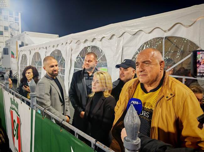 Всички казват да има правителство, да не се ходи на избори, ама Борисов сам да каже какво иска да правим, заяви лидерът на ГЕРБ в Габрово