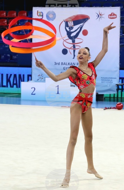 Антоанета Цанкова поведе в многобоя при девойките след първия ден на международния турнир по художествена гимнастика в Тбилиси