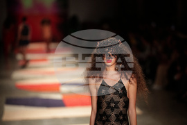 Brazil Fashion Atelie Mao de Mae