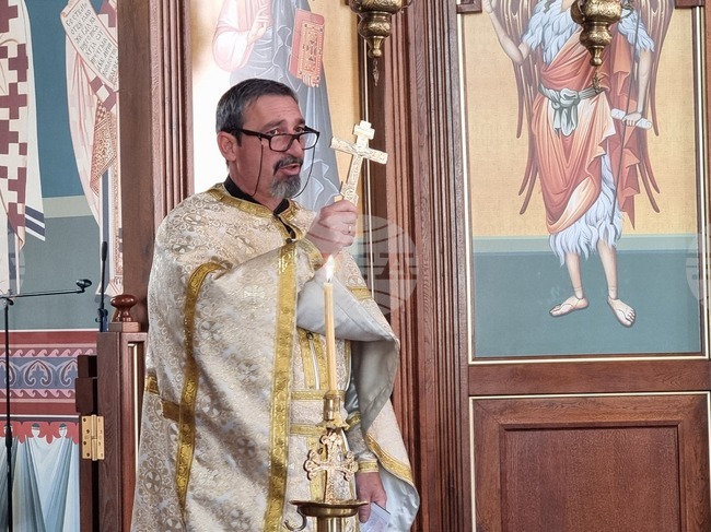 Да не забравяме да лекуваме душата си – тя е по-важна от тялото, призова отец Янко от ямболския храм „Успение Богородично“