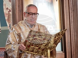 Ямбол - храм "Успение на Пресвета Богородица" - неделна литургия