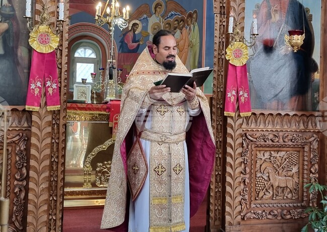 Господ дава на онези, които са истински и праведни, каза отец Иван в проповедта си в шуменския храм "Св. Три Светители"