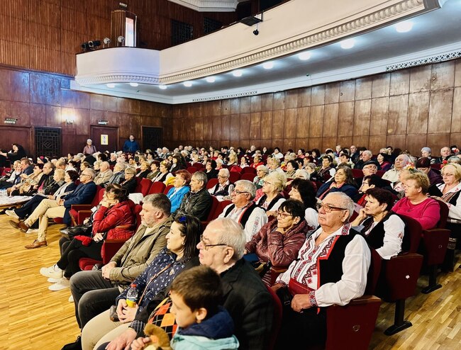 Община Русе: Международният фестивал „Талантът възраст няма“ събра в Русе изпълнители от България, Румъния и Молдова