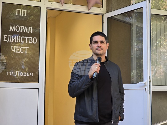 Нашата позиция и желание е да има избори, каза председателят на ПП МЕЧ Радостин Василев