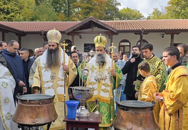 Руенски манастир - патриаршеска литургия - Отчовден