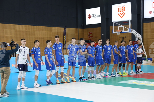 Левски София загуби в три гейма гостуването си на Лас Палмас в Шампионската лига по волейбол