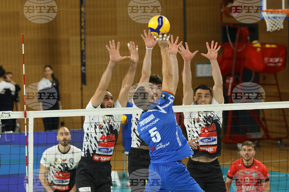 Треньорът на волейболния Левски Николай Желязков се надява на бързото завръщане в тима на Гордан Люцканов