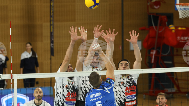 Левски, Локомотив Авиа и Нефтохимик 2010 постигнаха победи във волейболното първенство при мъжете