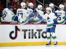 Canucks Capitals Hockey