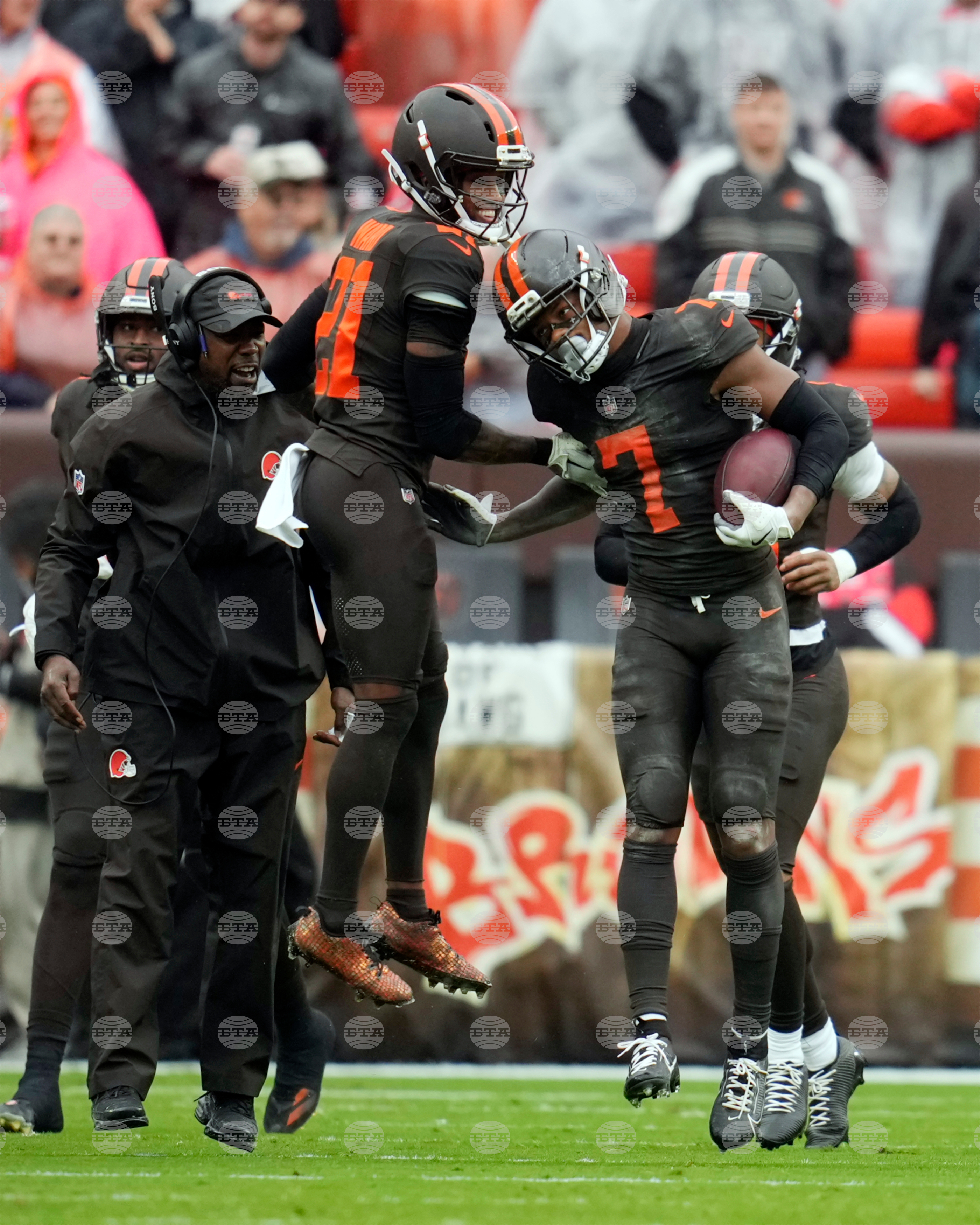 Dolphins Browns Football