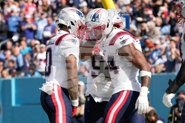 Patriots Titans Football