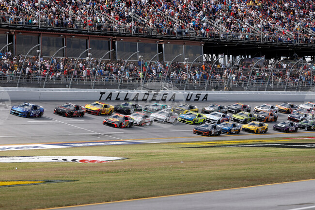 NASCAR Talladega Auto Racing